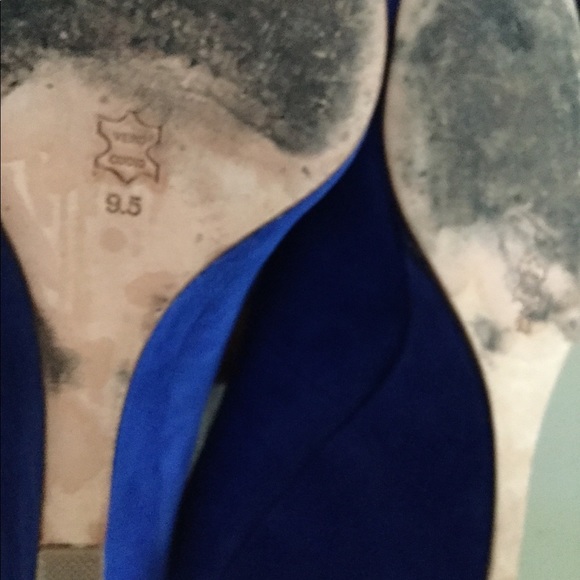 Shoes - Picture 3 of 3